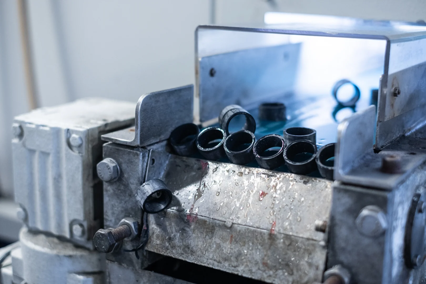 Produktion bei Gebr. Horst Gummiwarenfabrik