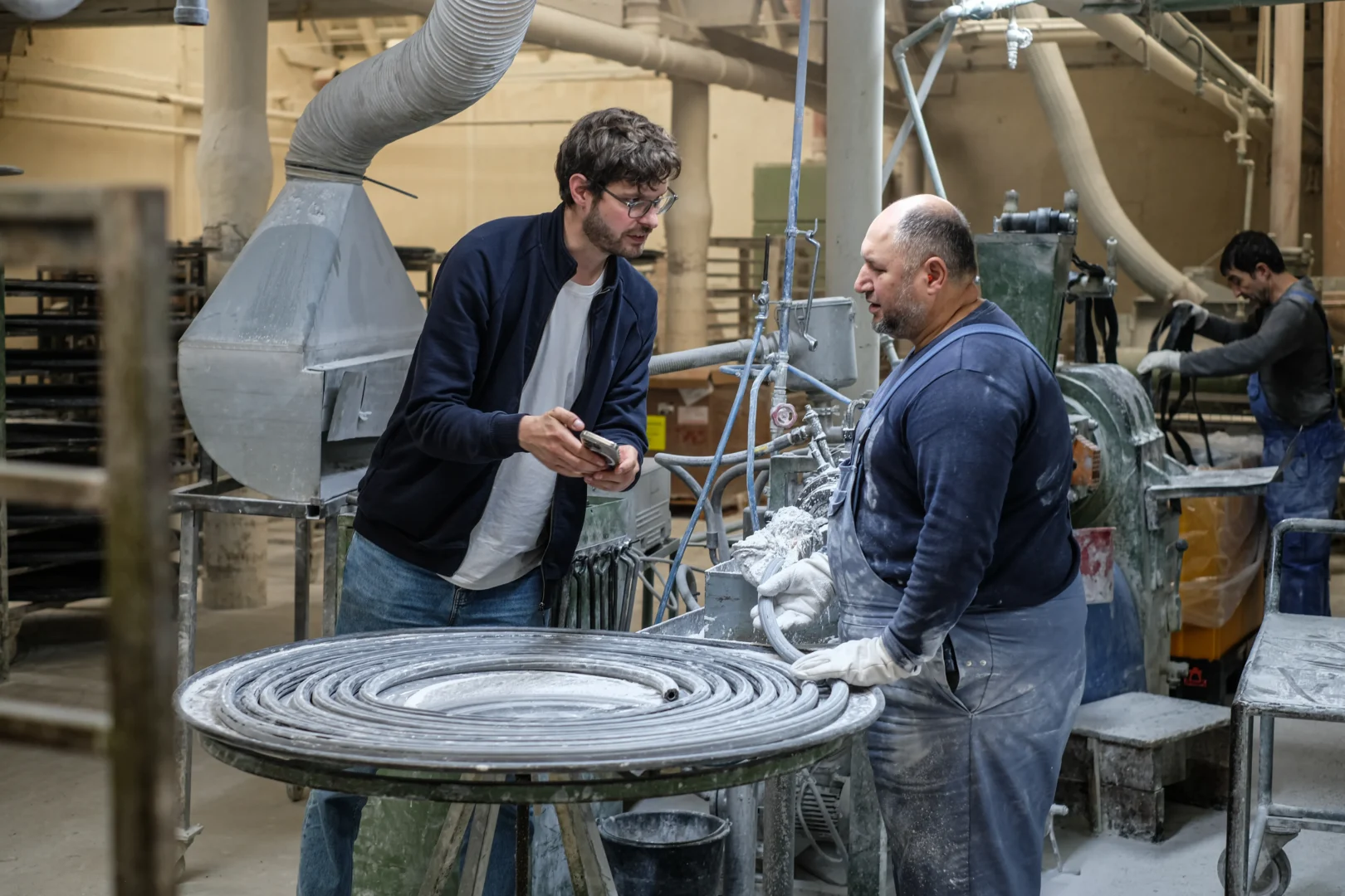 Mitarbeiter bei Gebr. Horst Gummiwarenfabrik